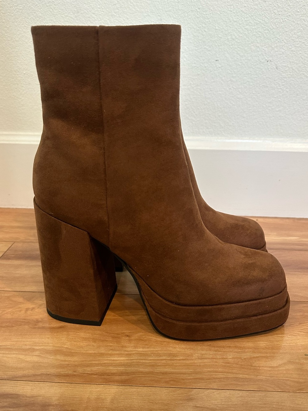Steve Madden Factory Flaw Brown Platform Ankle Boots Size 8.5 Y2K NIB